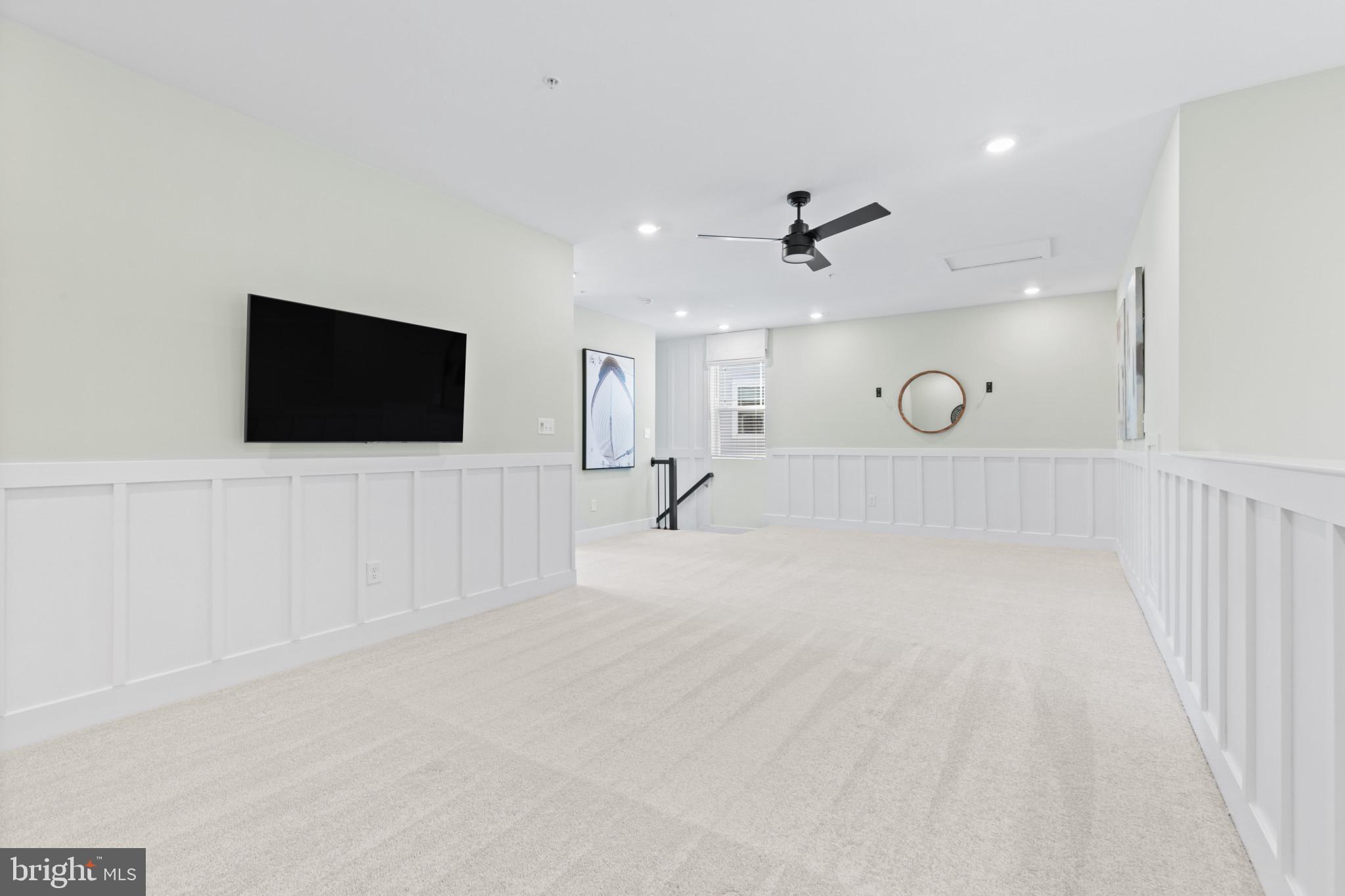 412 WATERS LANDING DR