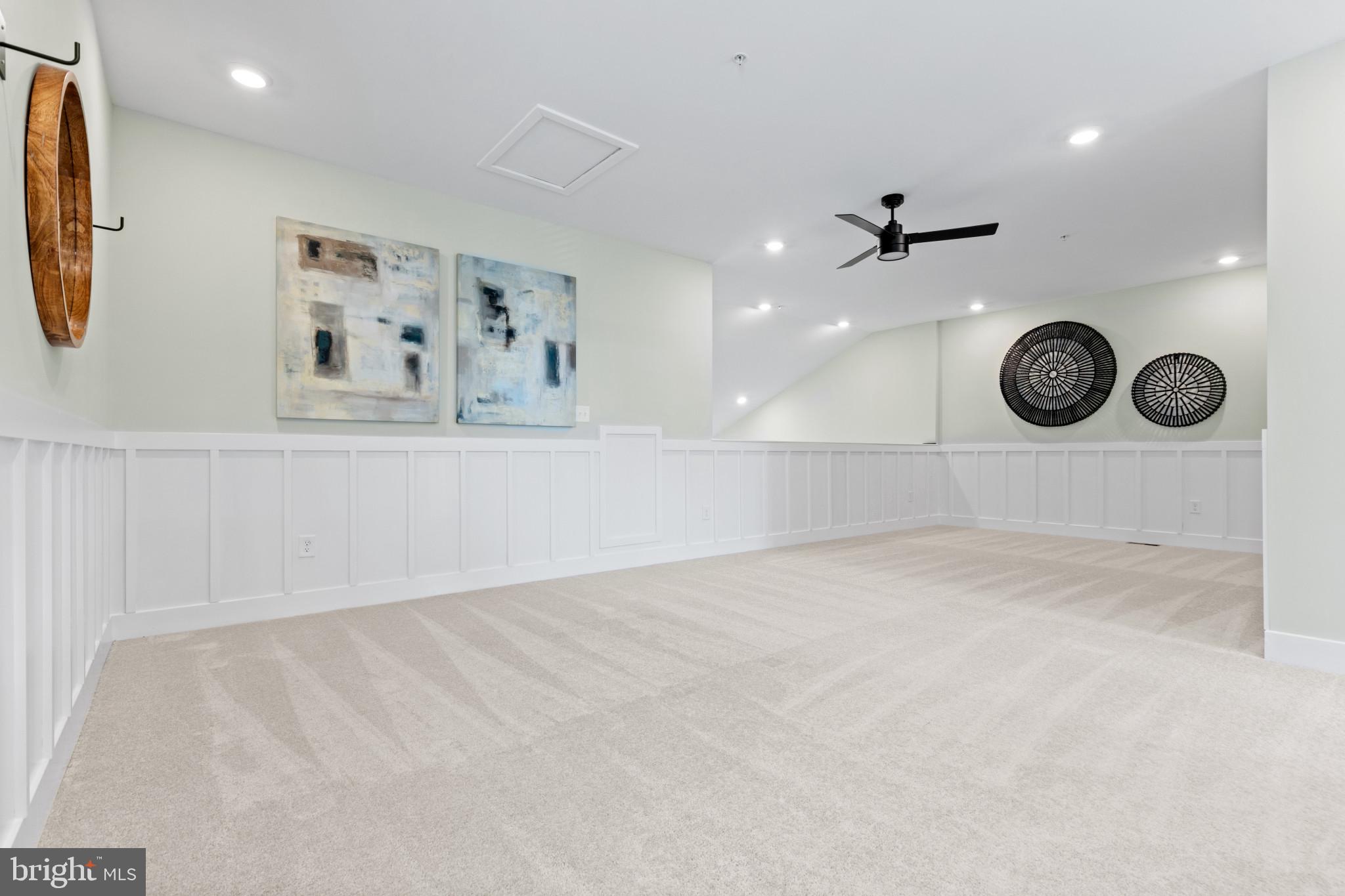 412 WATERS LANDING DR