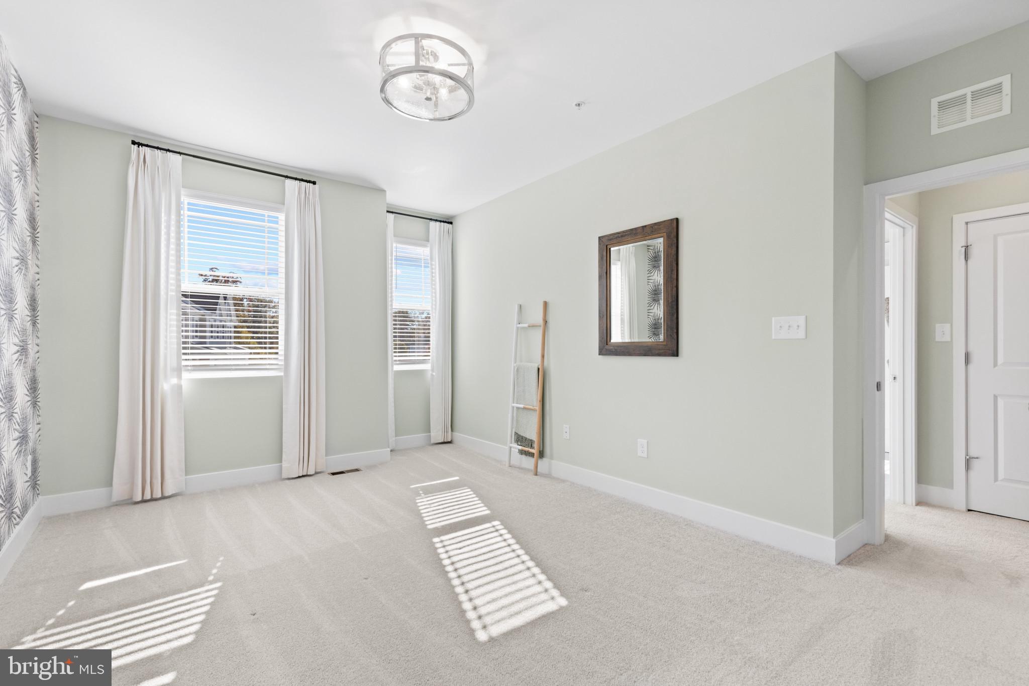 412 WATERS LANDING DR