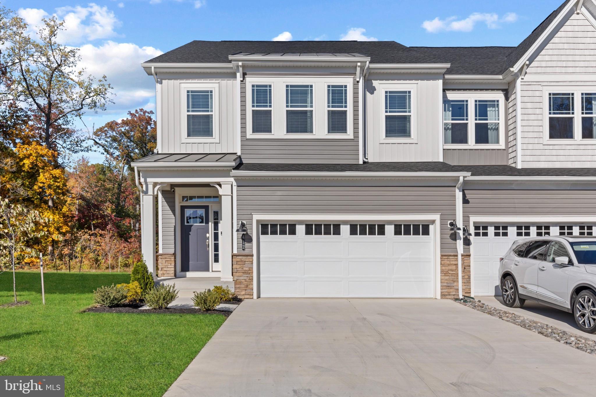 412 WATERS LANDING DR