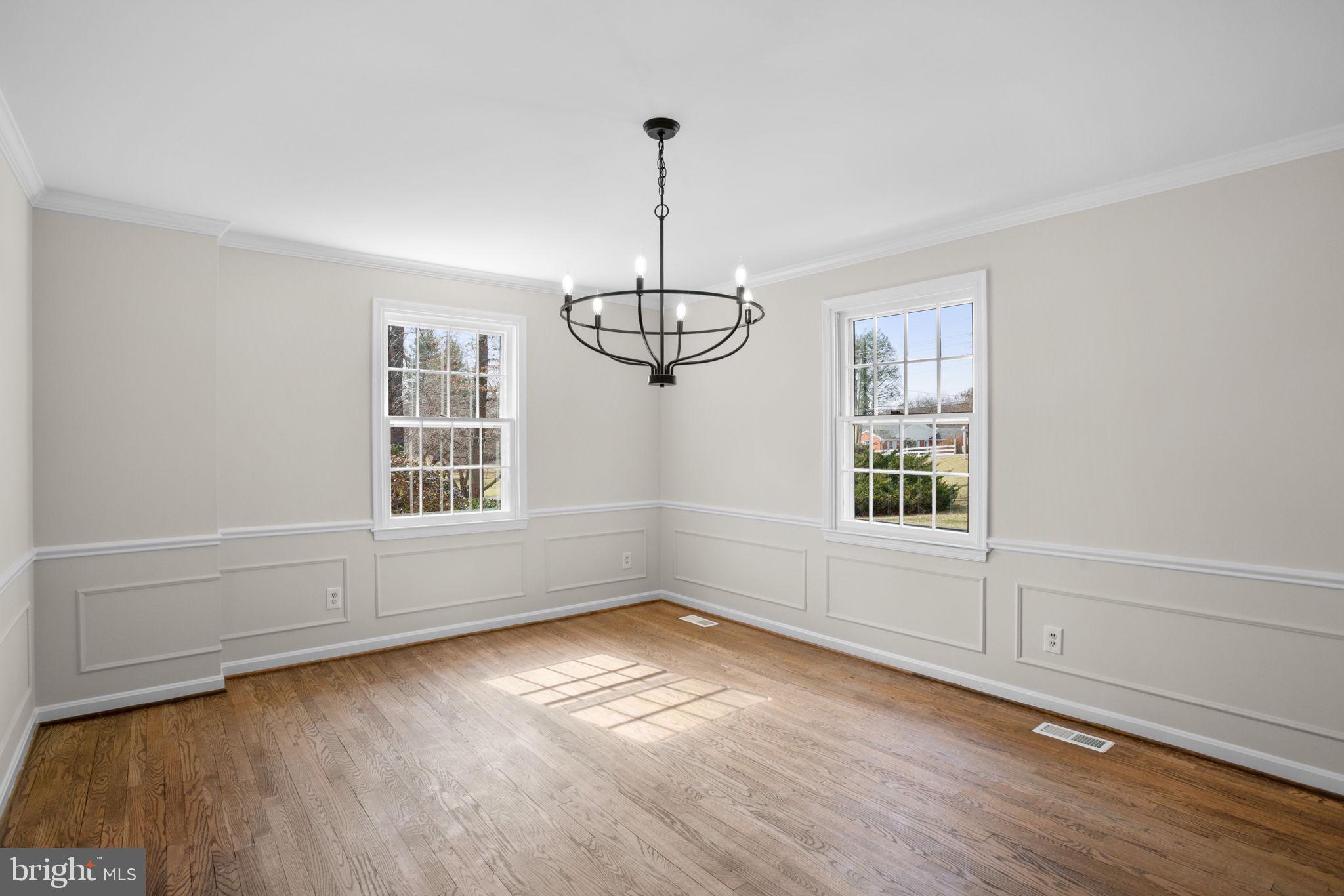 12807 Dulaney Valley Rd