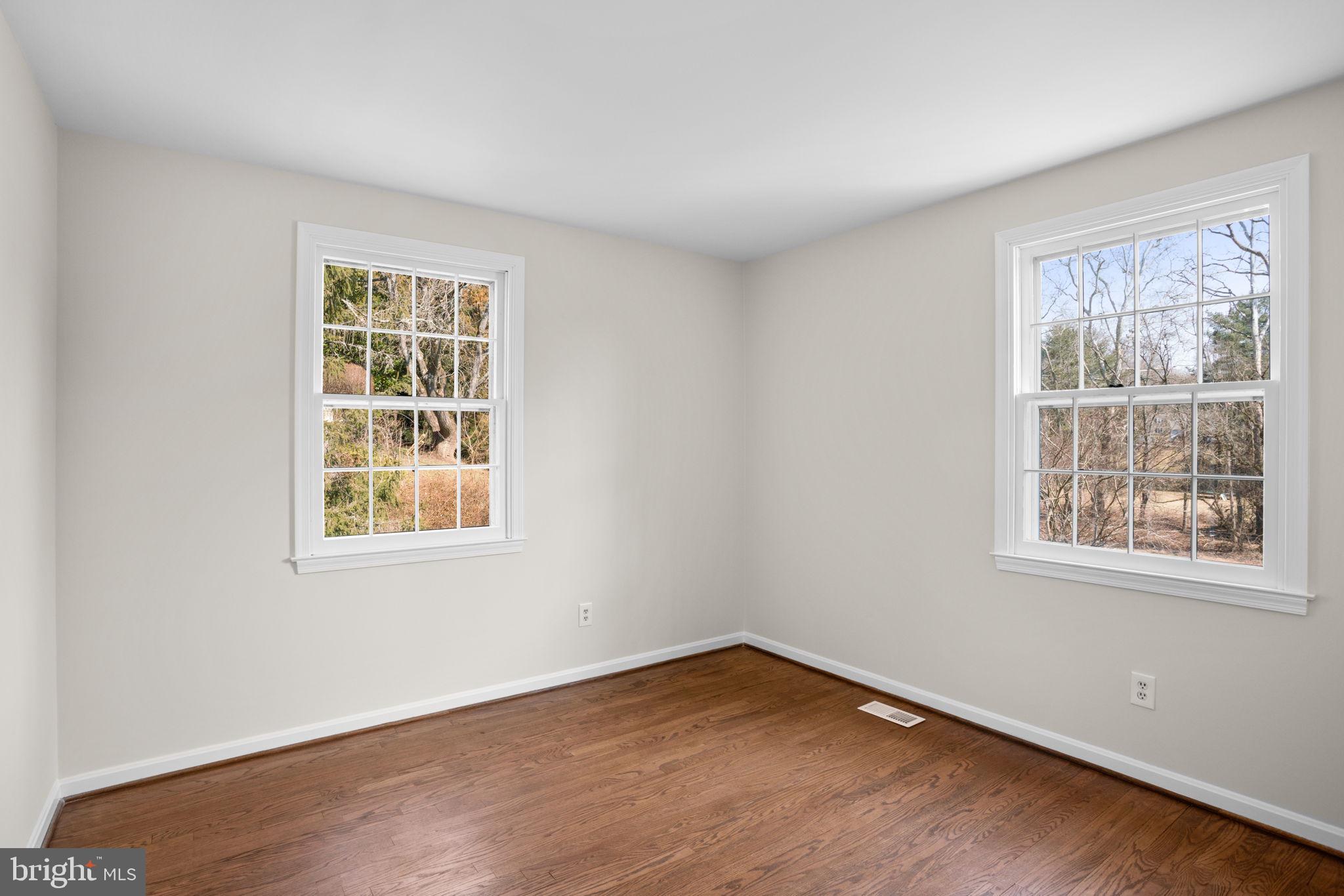 12807 Dulaney Valley Rd