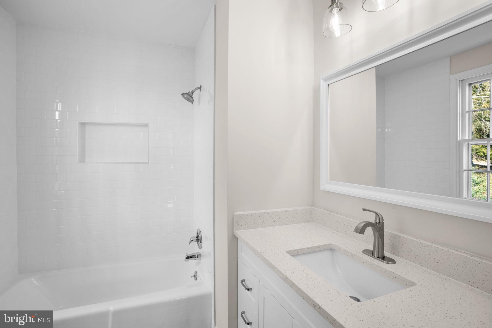 12807 Dulaney Valley Rd