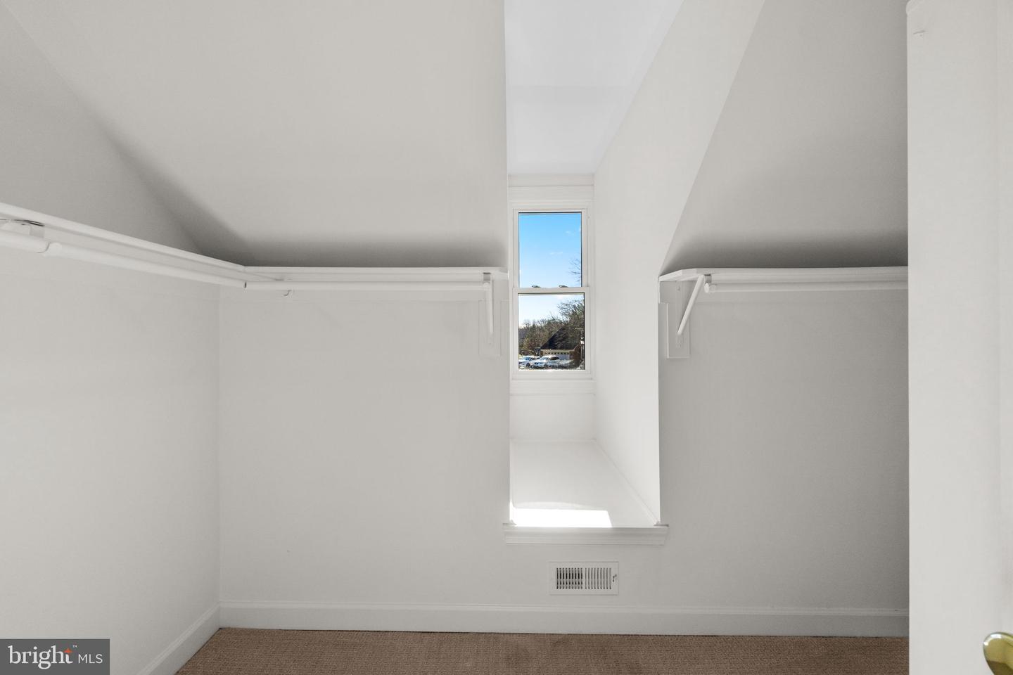 12138 Faulkner Dr