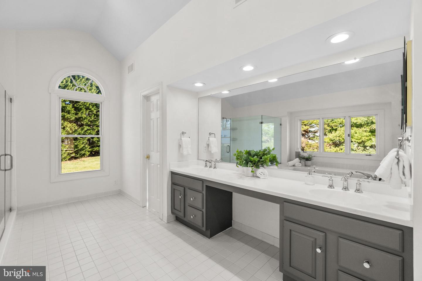 12138 Faulkner Dr