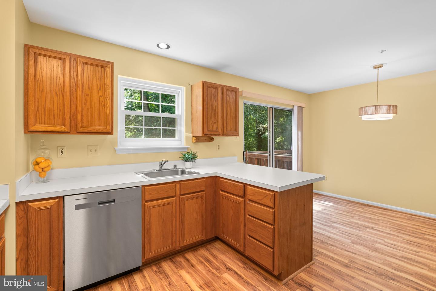 33 Leyland Ct