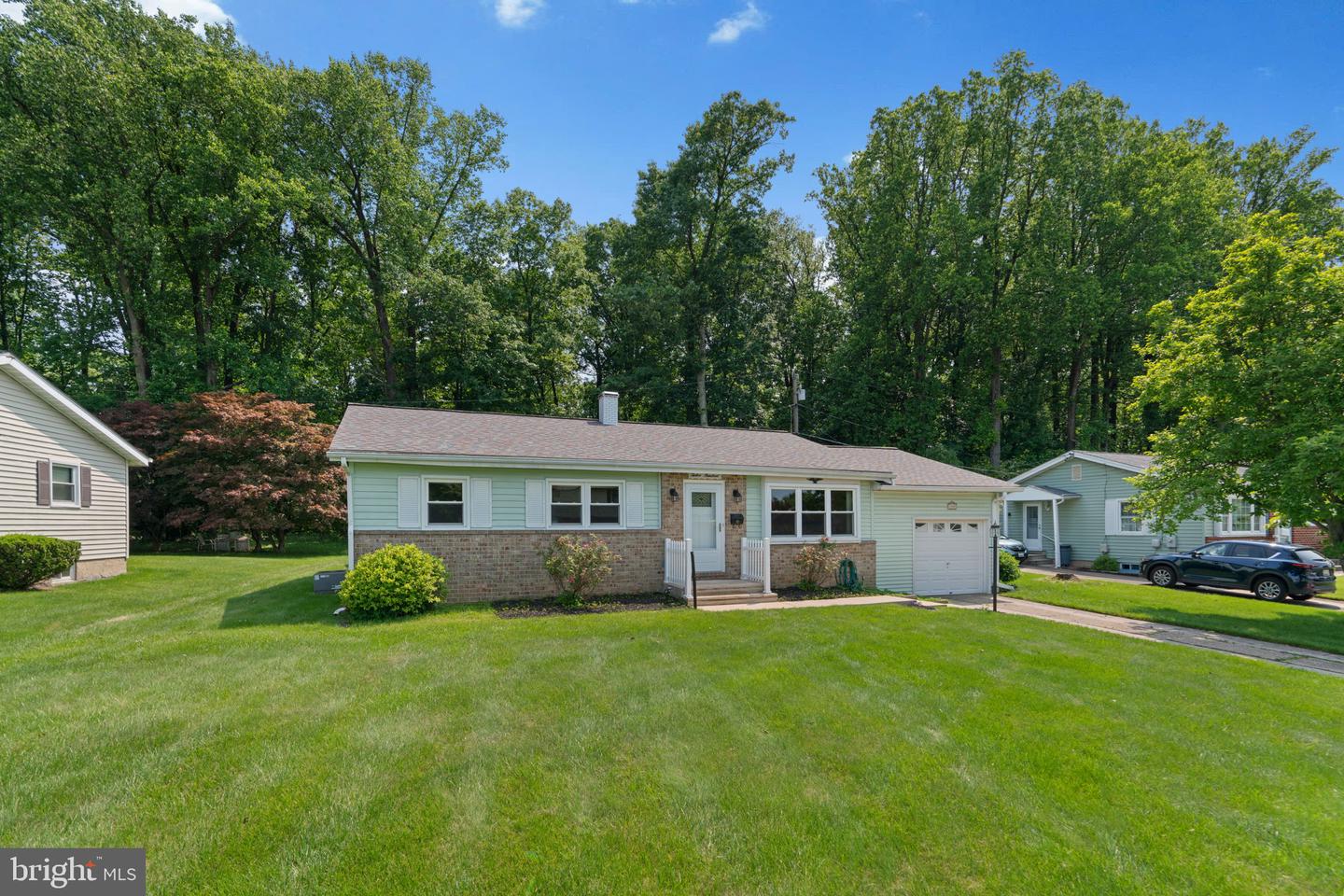 1200 Keithmont Rd