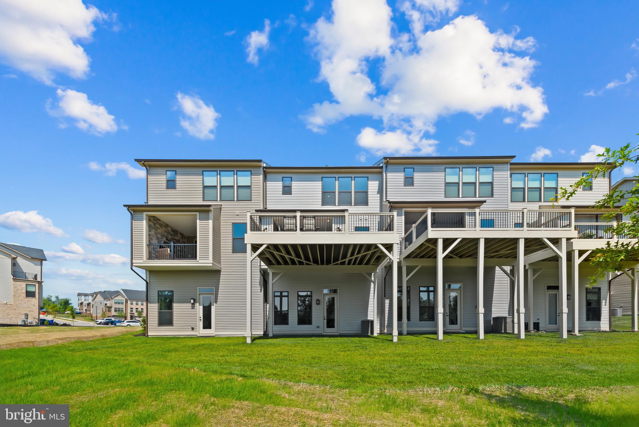 13837 Hunt Valley Ct