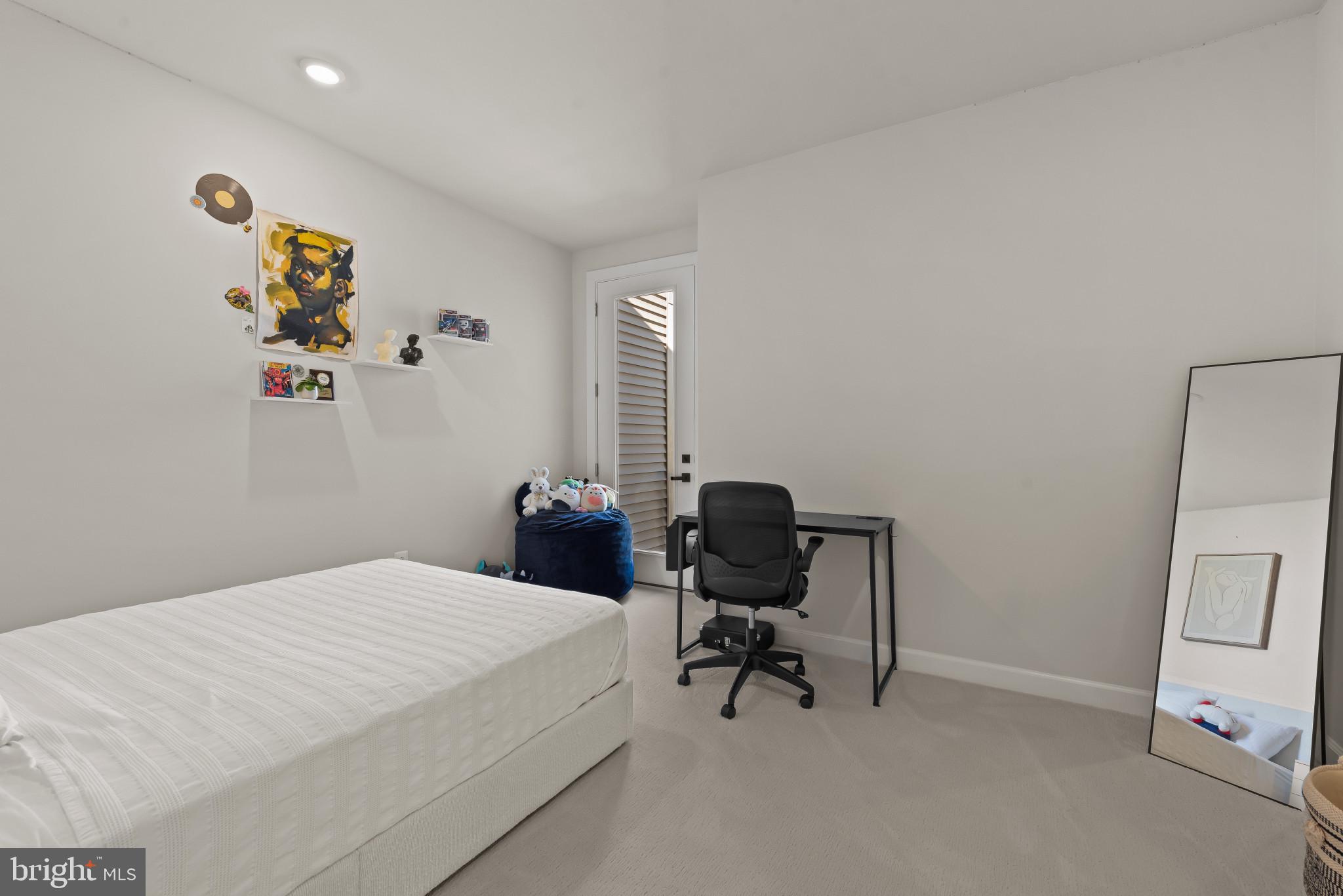 13837 Hunt Valley Ct