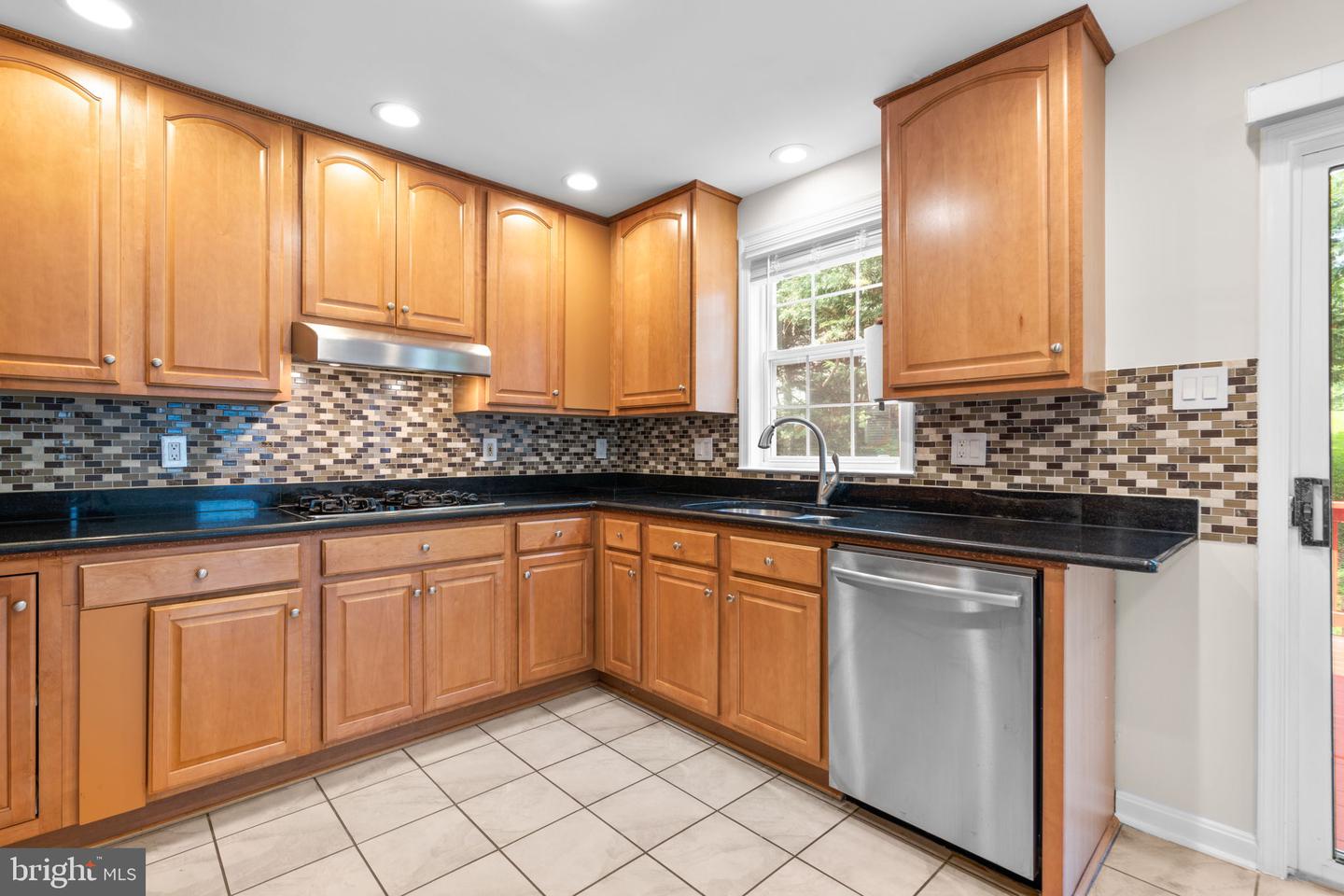 22 Saddlestone Ct