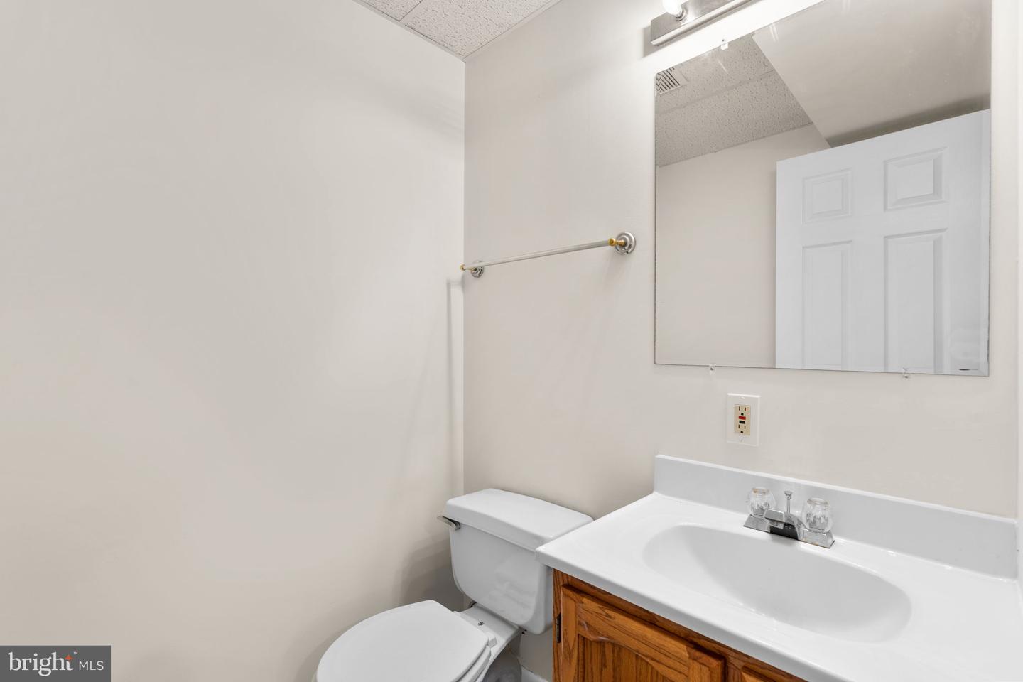 22 Saddlestone Ct