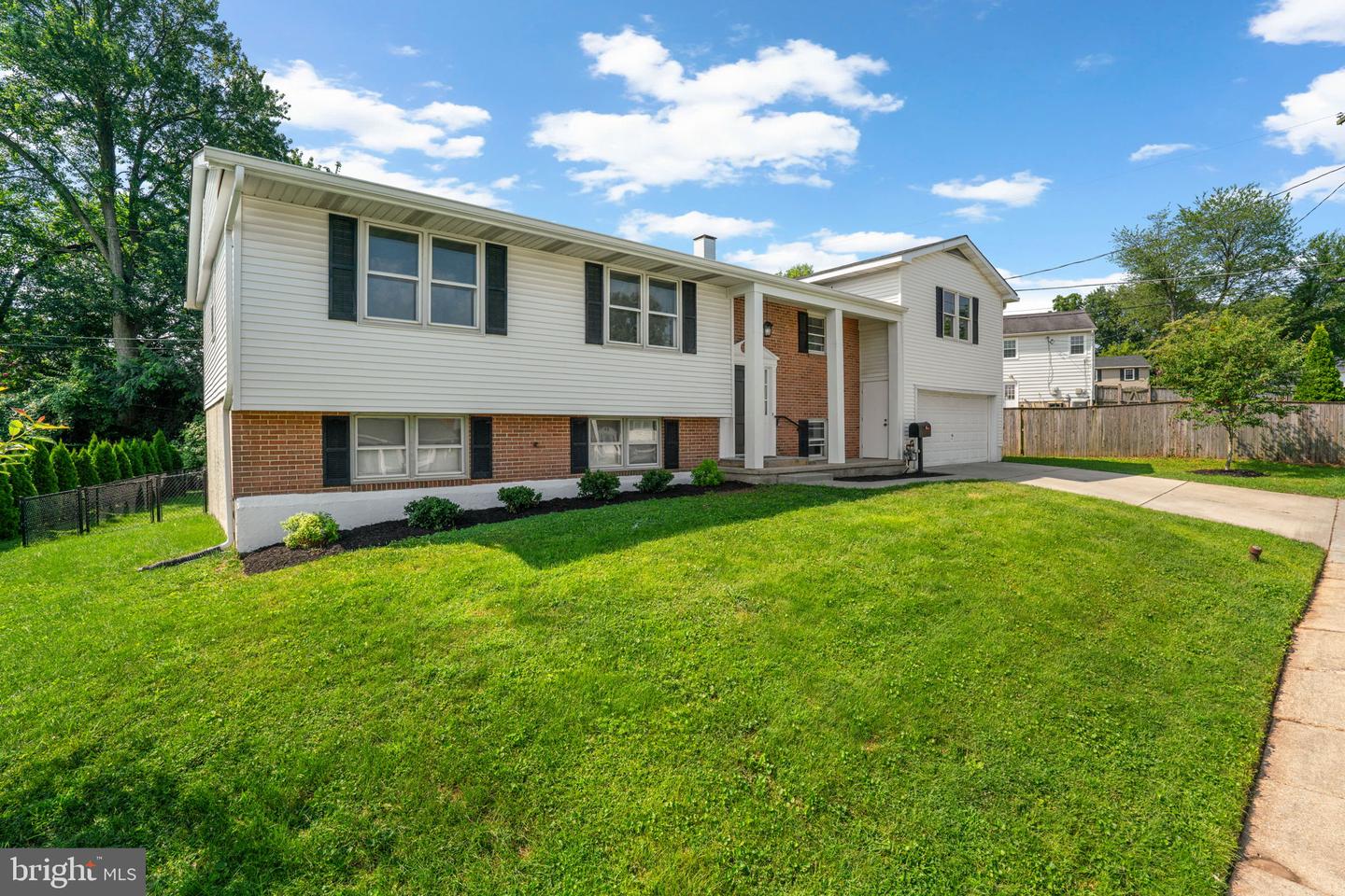 3 Weston Ct
