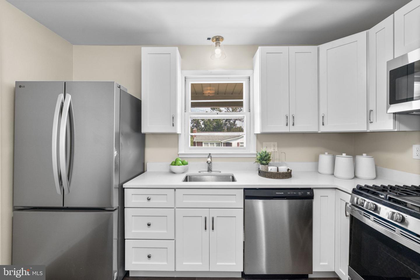 3 Weston Ct