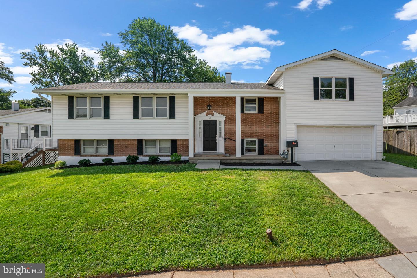 3 Weston Ct