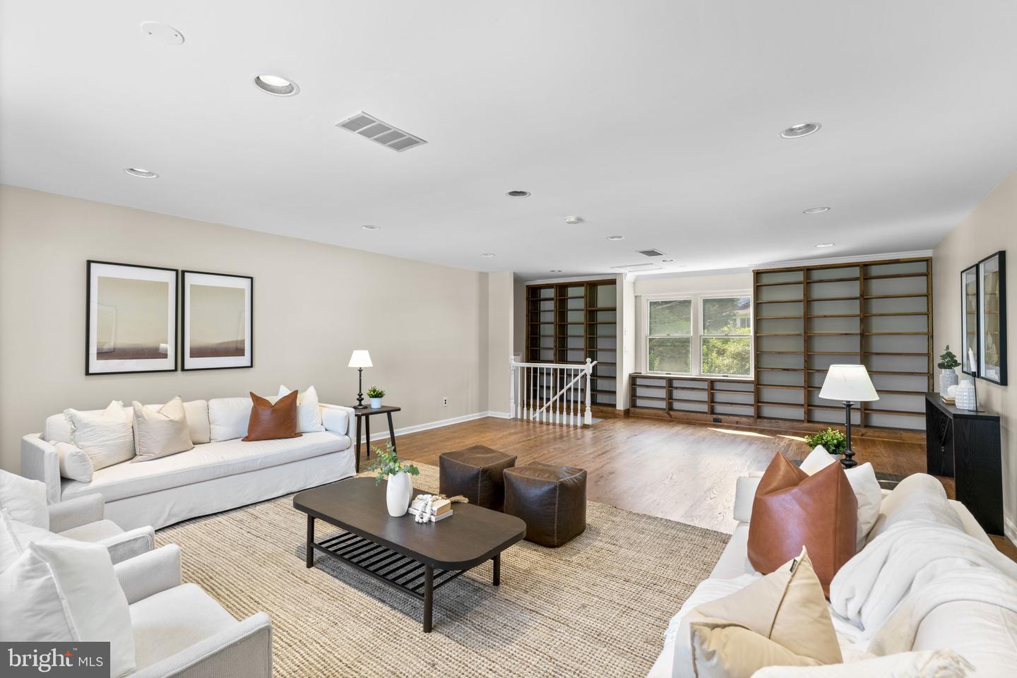 3 Weston Ct