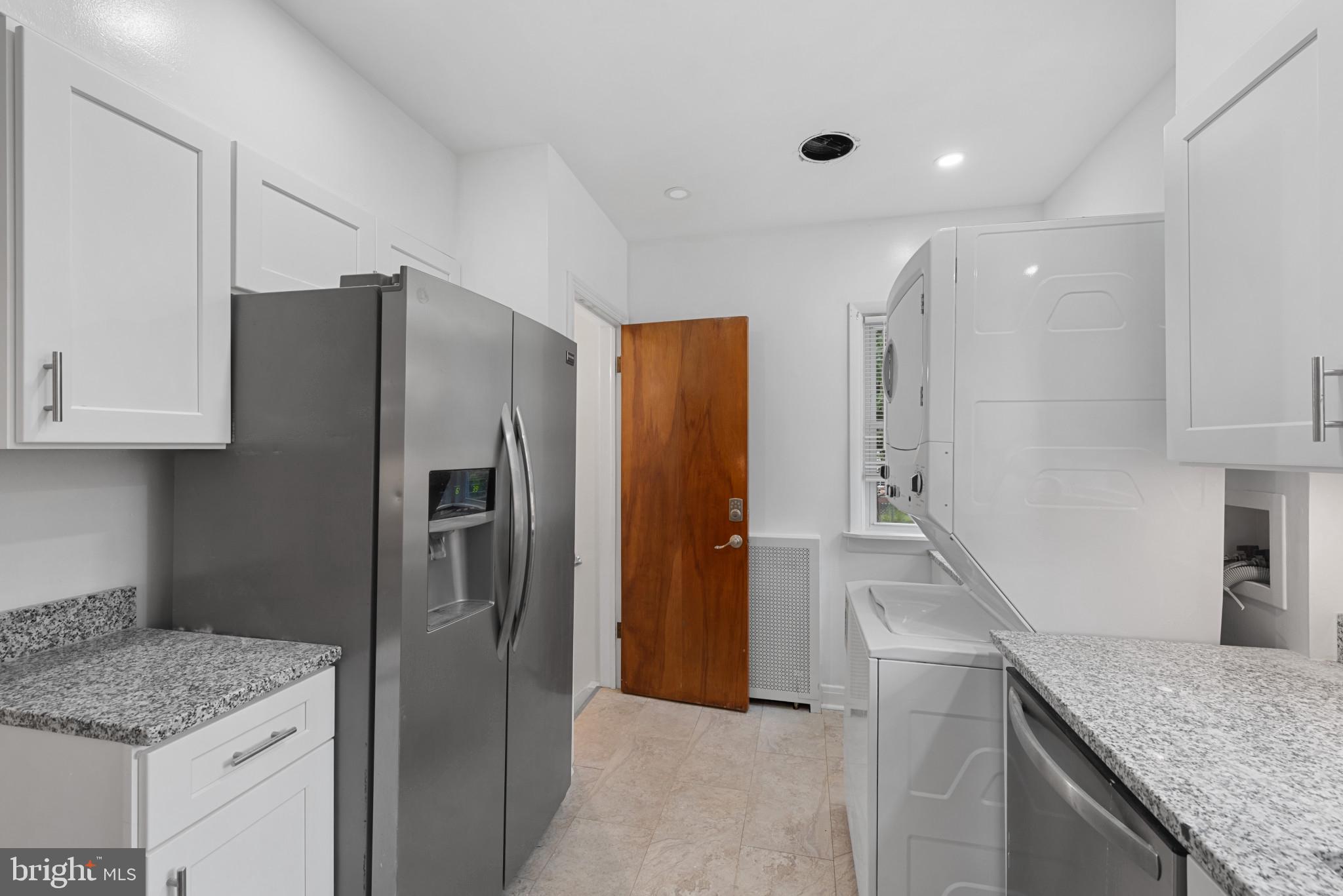 1900 MOUNTAIN AVENUE