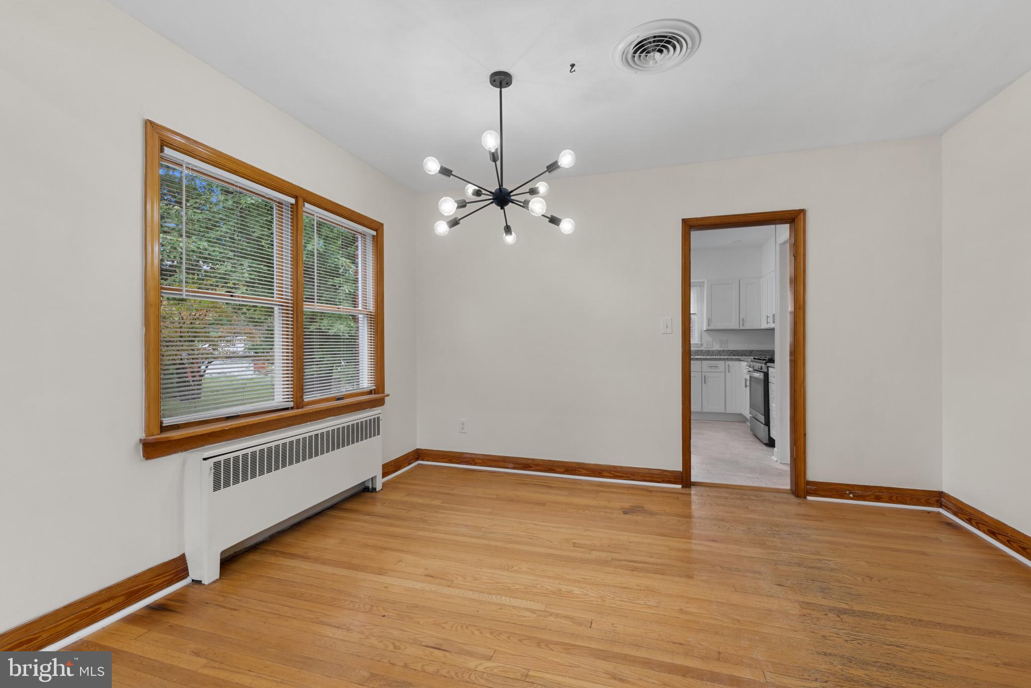 1900 MOUNTAIN AVENUE