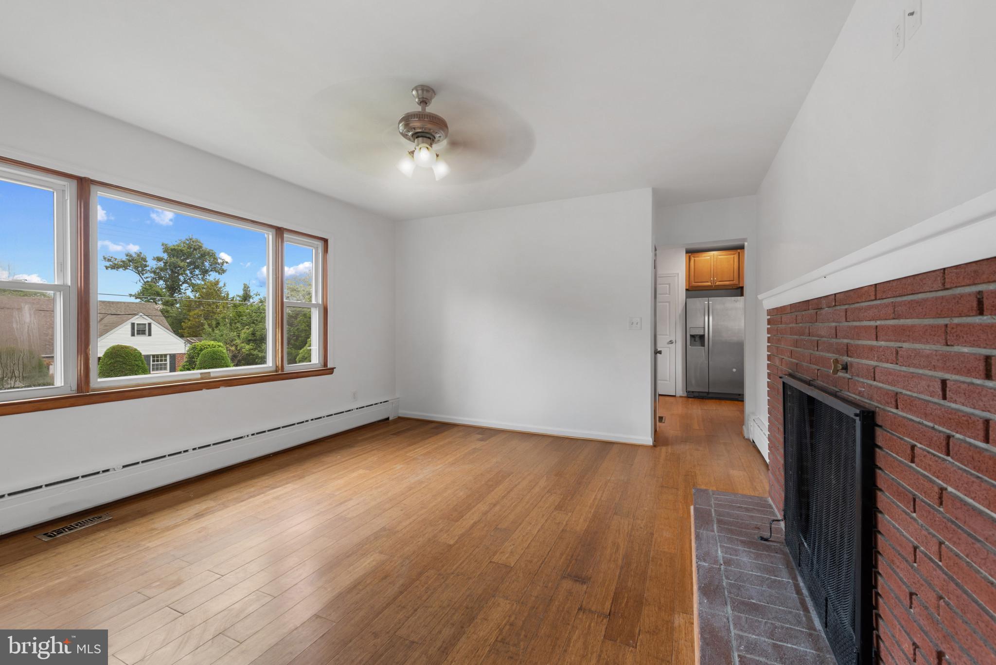 1900 MOUNTAIN AVENUE