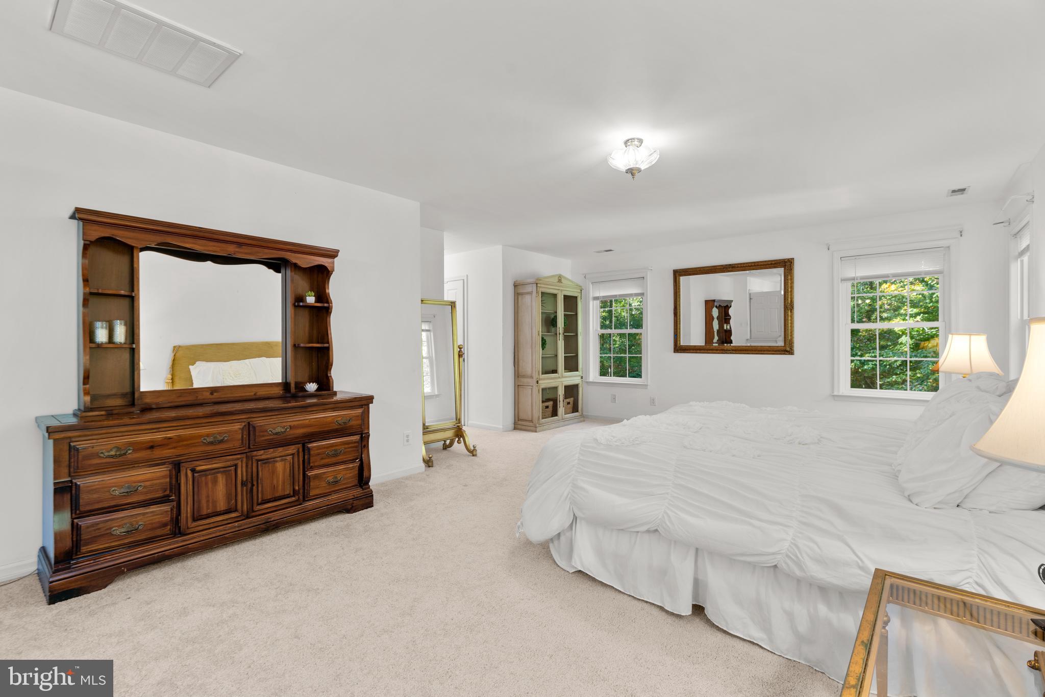 11928 LYONS GLEN COURT