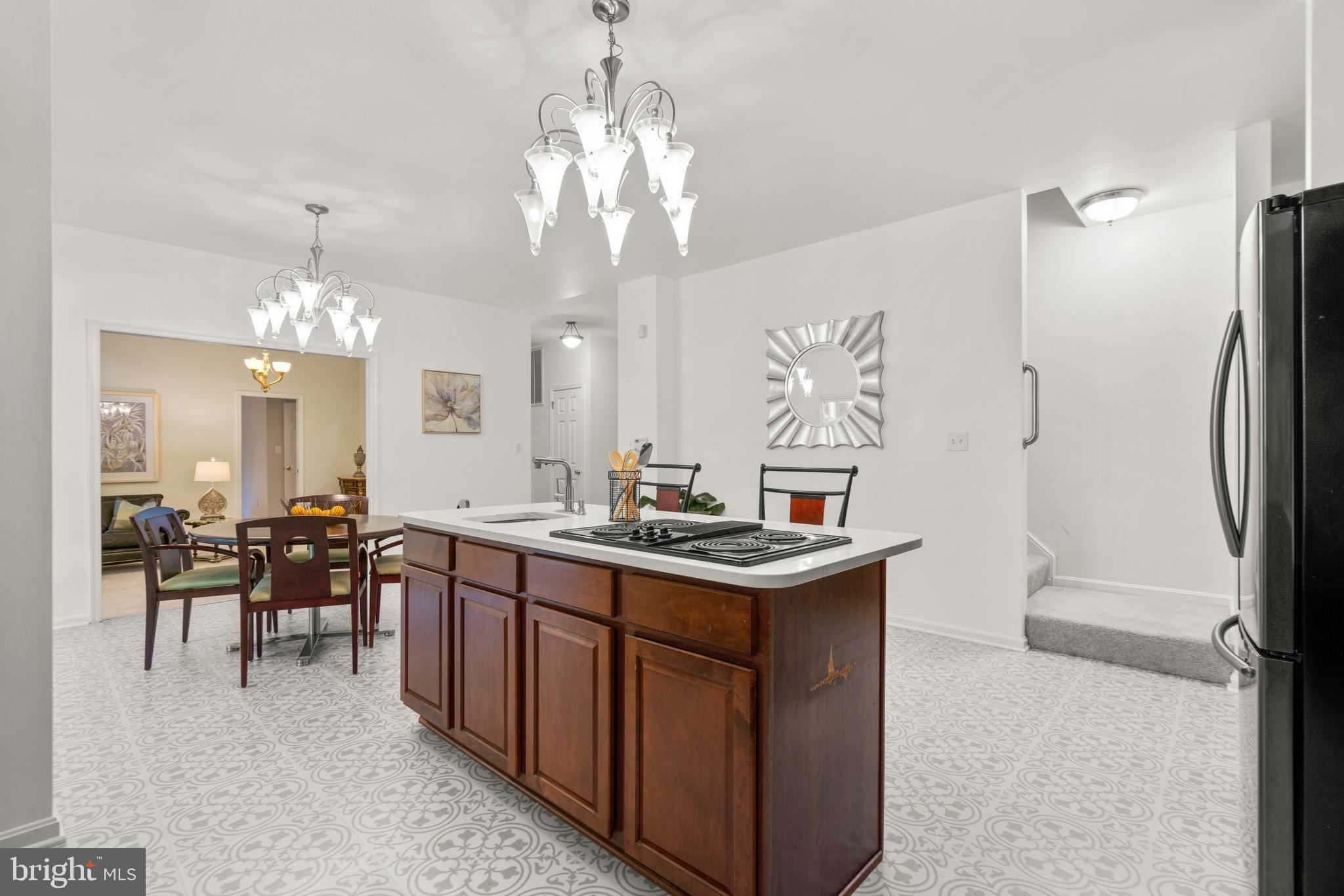 11928 LYONS GLEN COURT