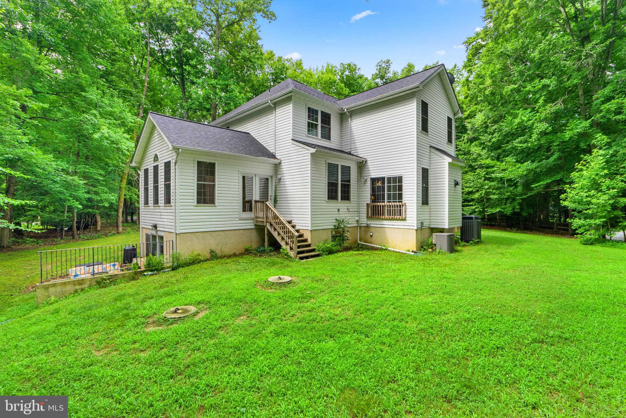 11928 LYONS GLEN COURT