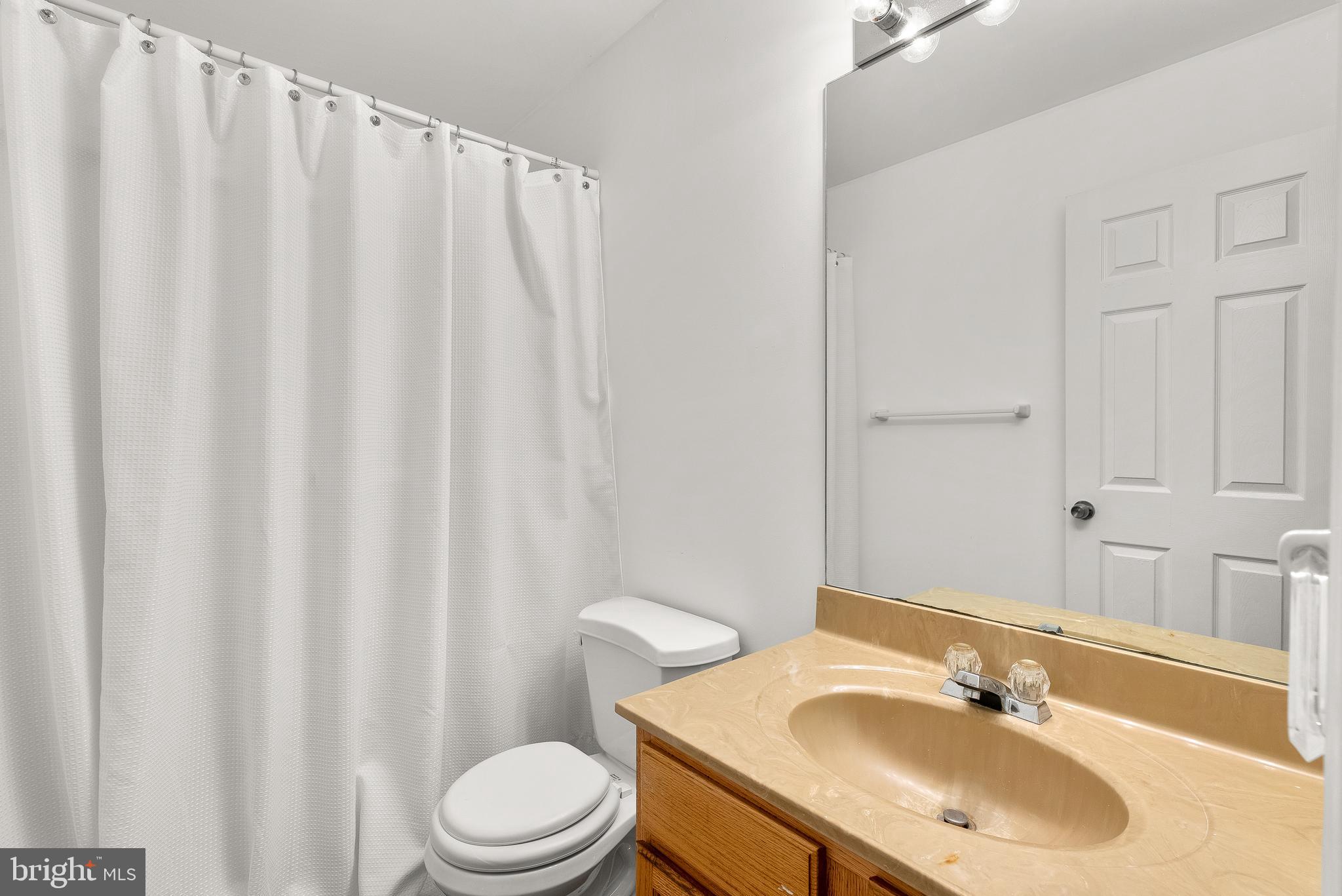 11928 LYONS GLEN COURT