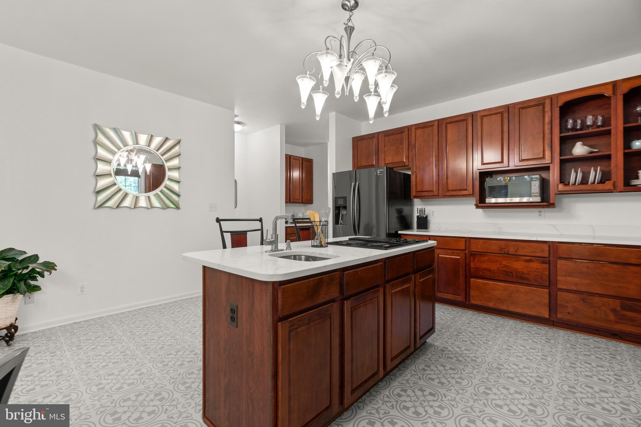 11928 LYONS GLEN COURT