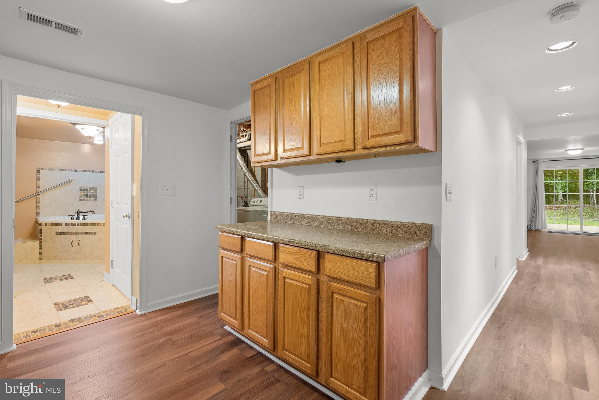 11928 LYONS GLEN COURT