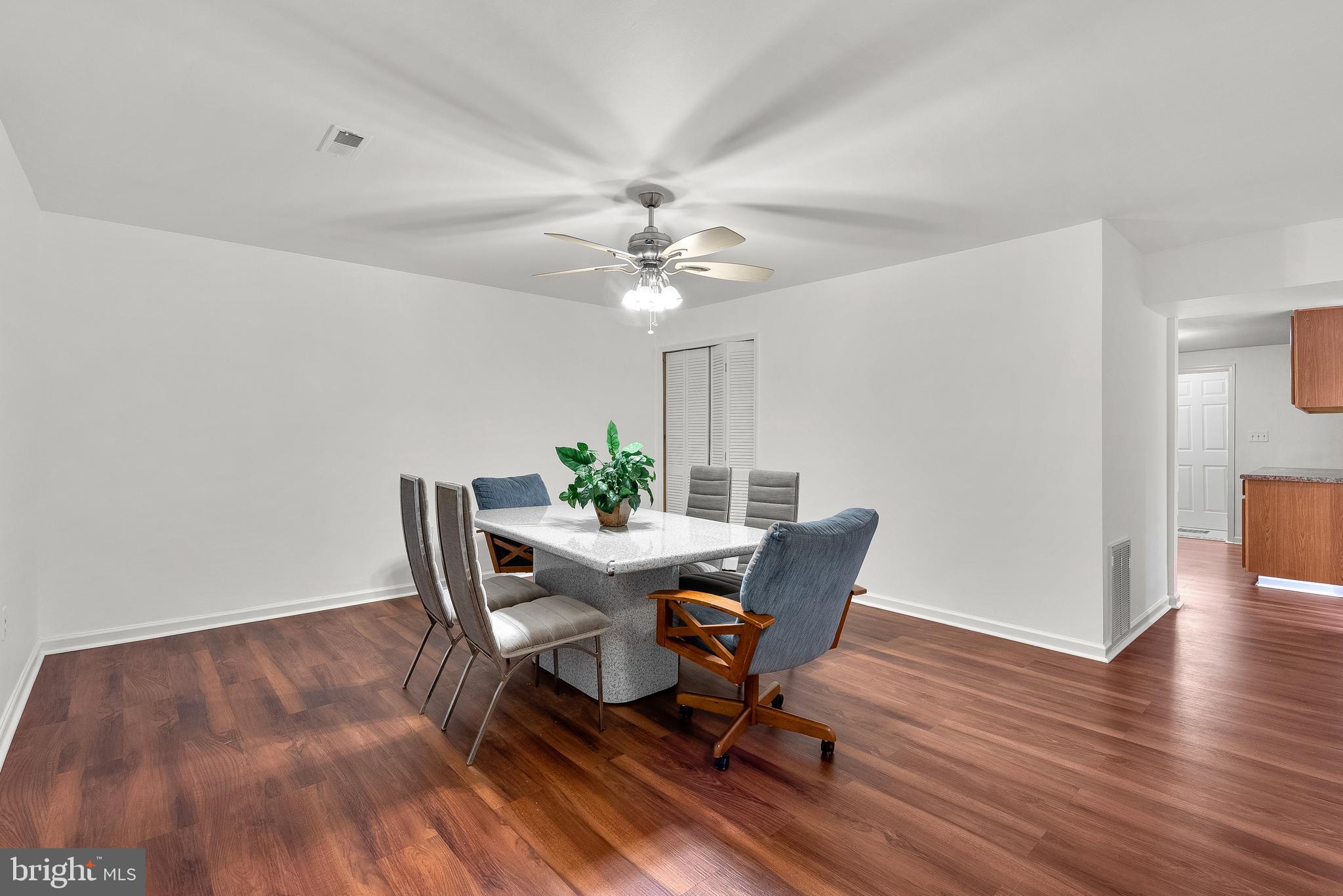 11928 LYONS GLEN COURT