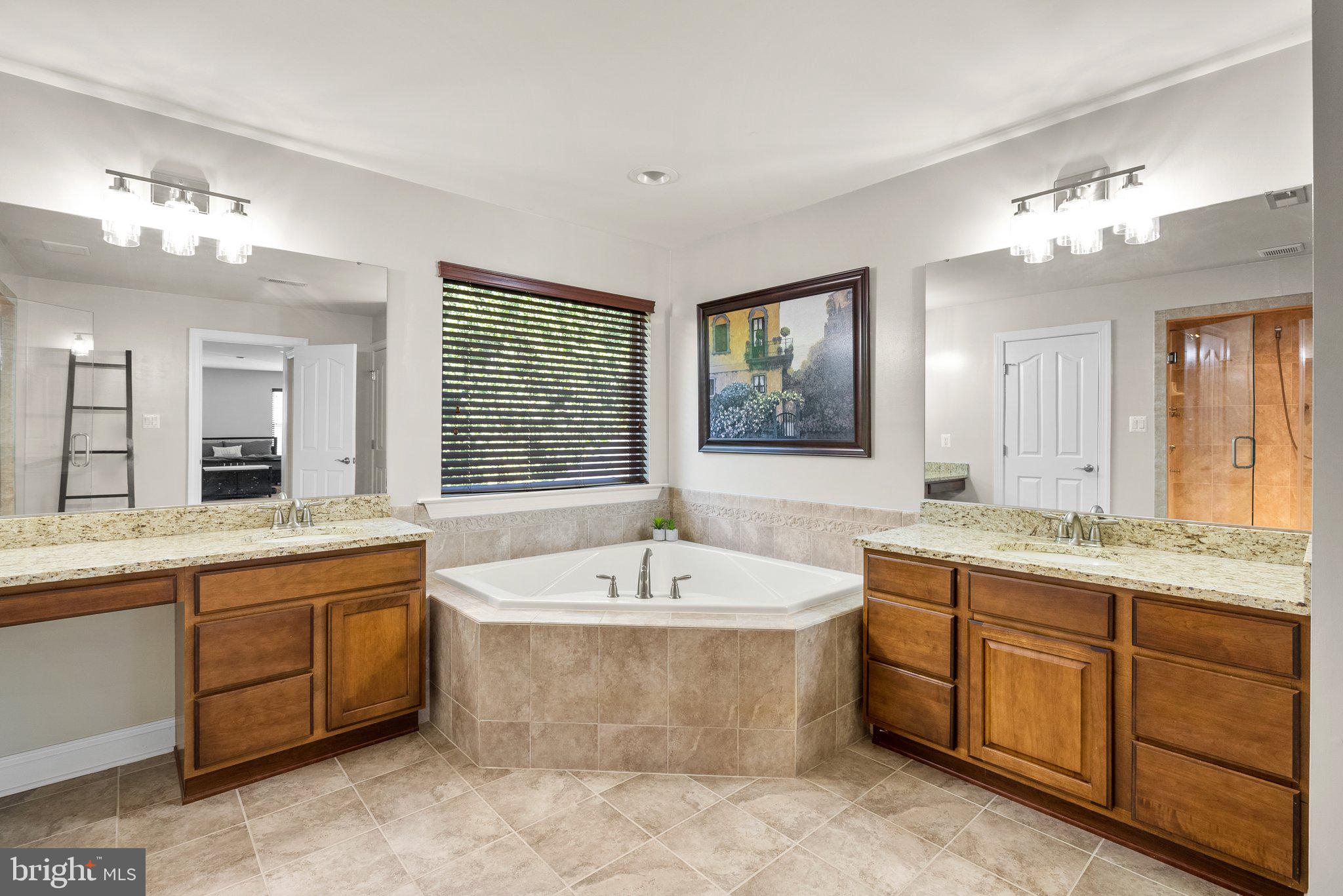 3366 CANNONCADE COURT