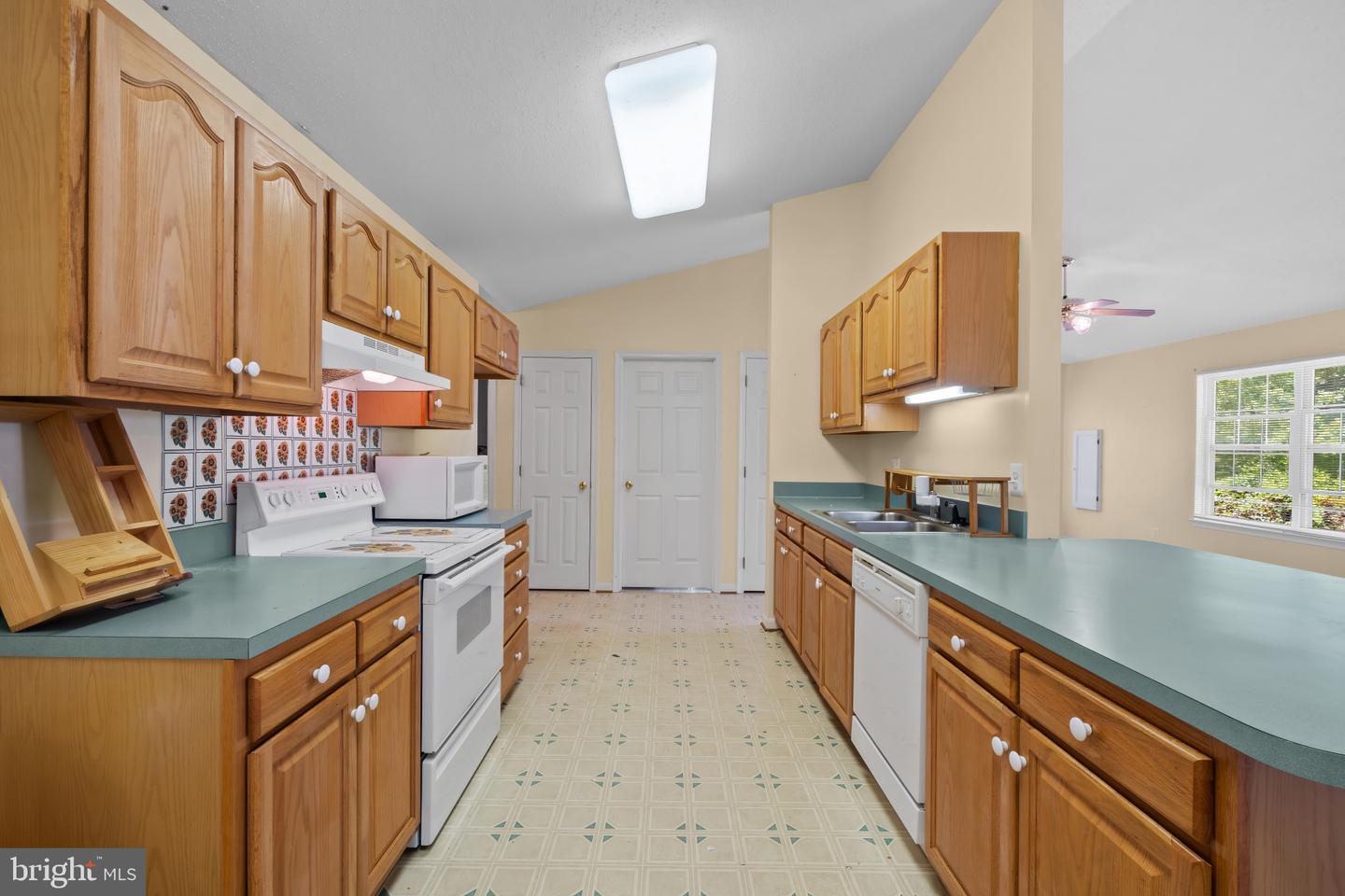 12350 Neale Sound Dr