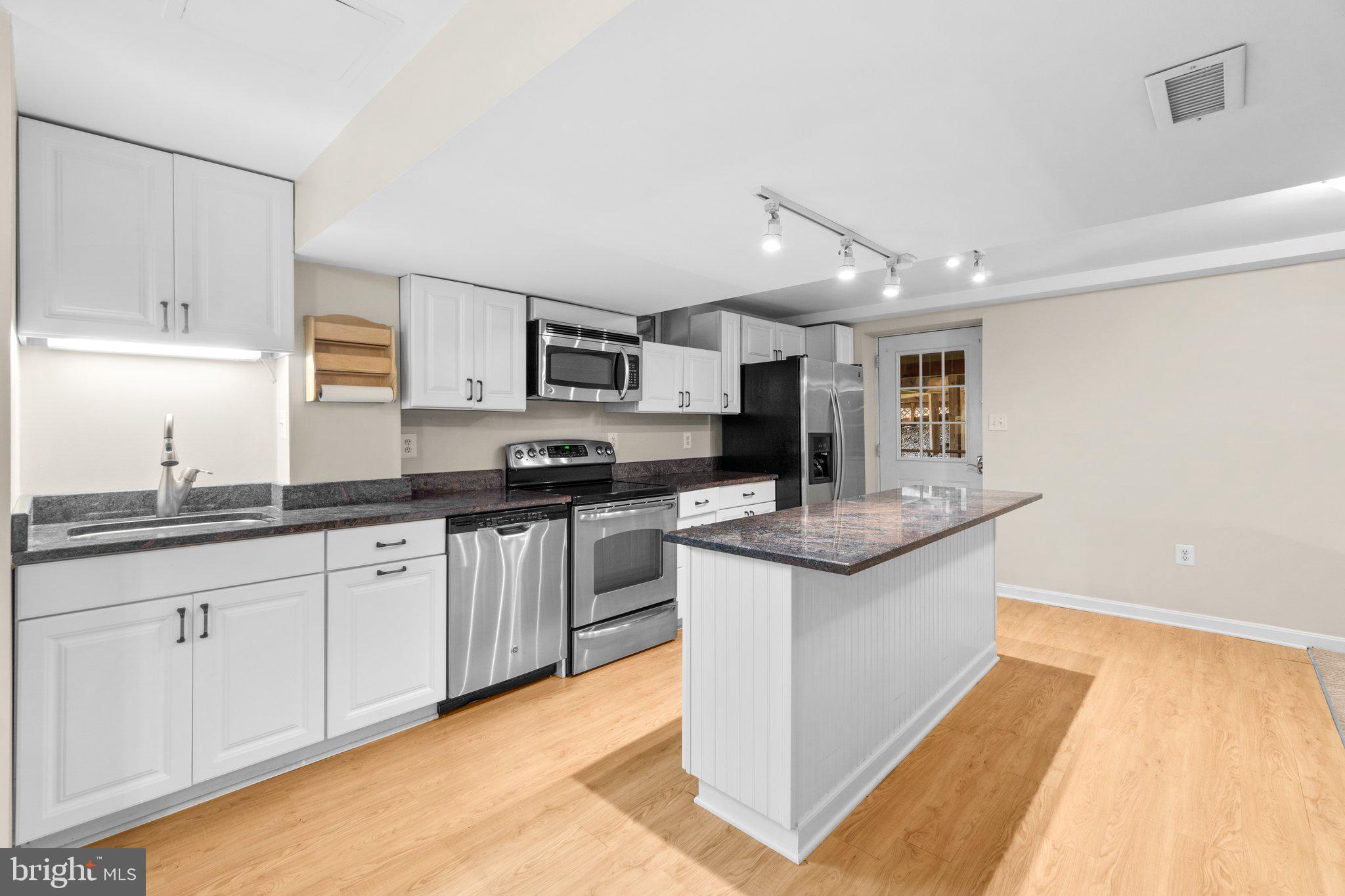 1760 NANTASKET DRIVE