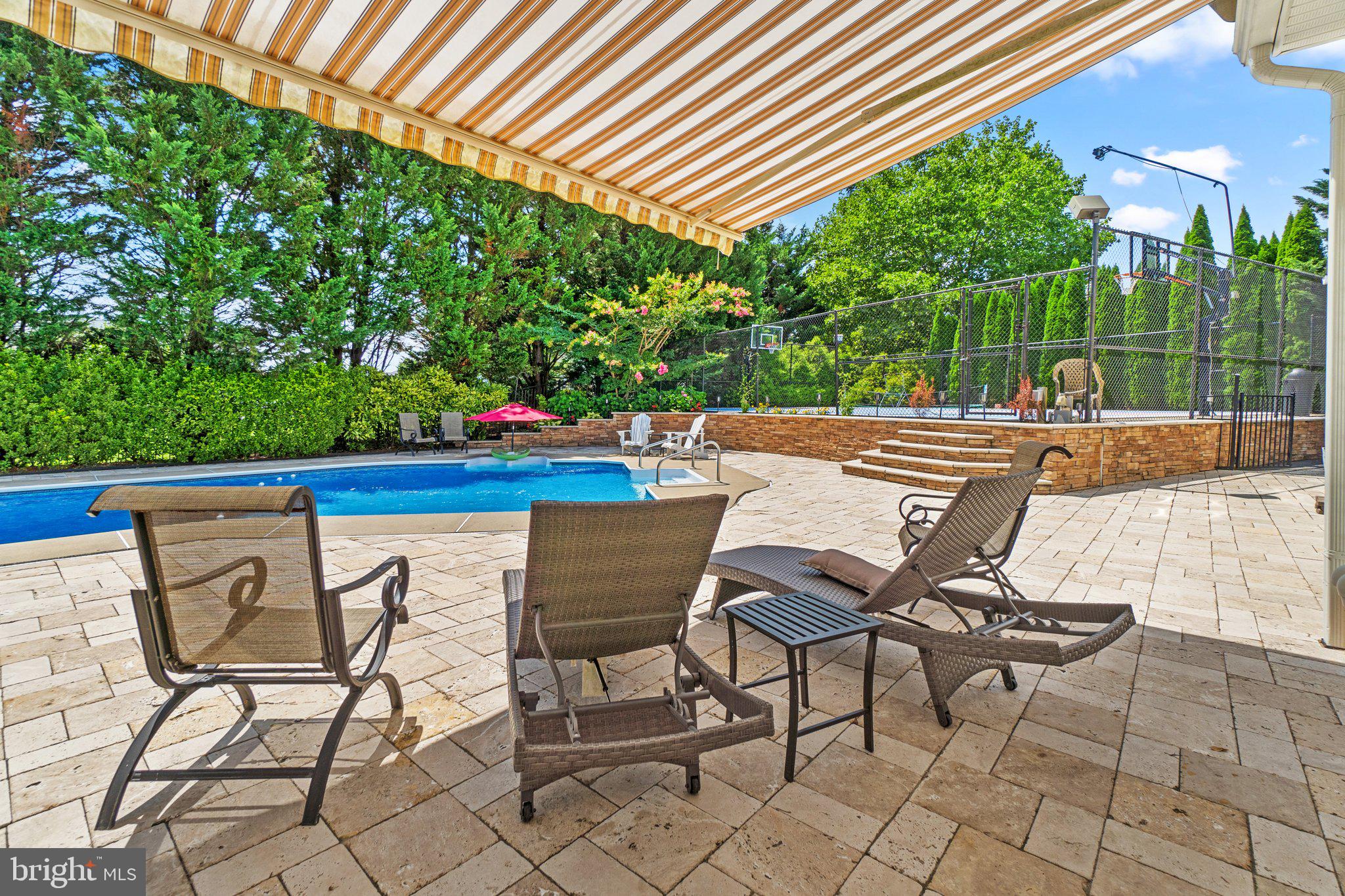 1760 NANTASKET DRIVE