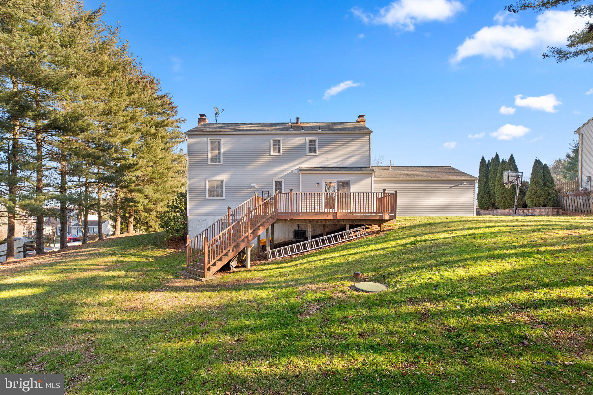 5390 View Point COURT