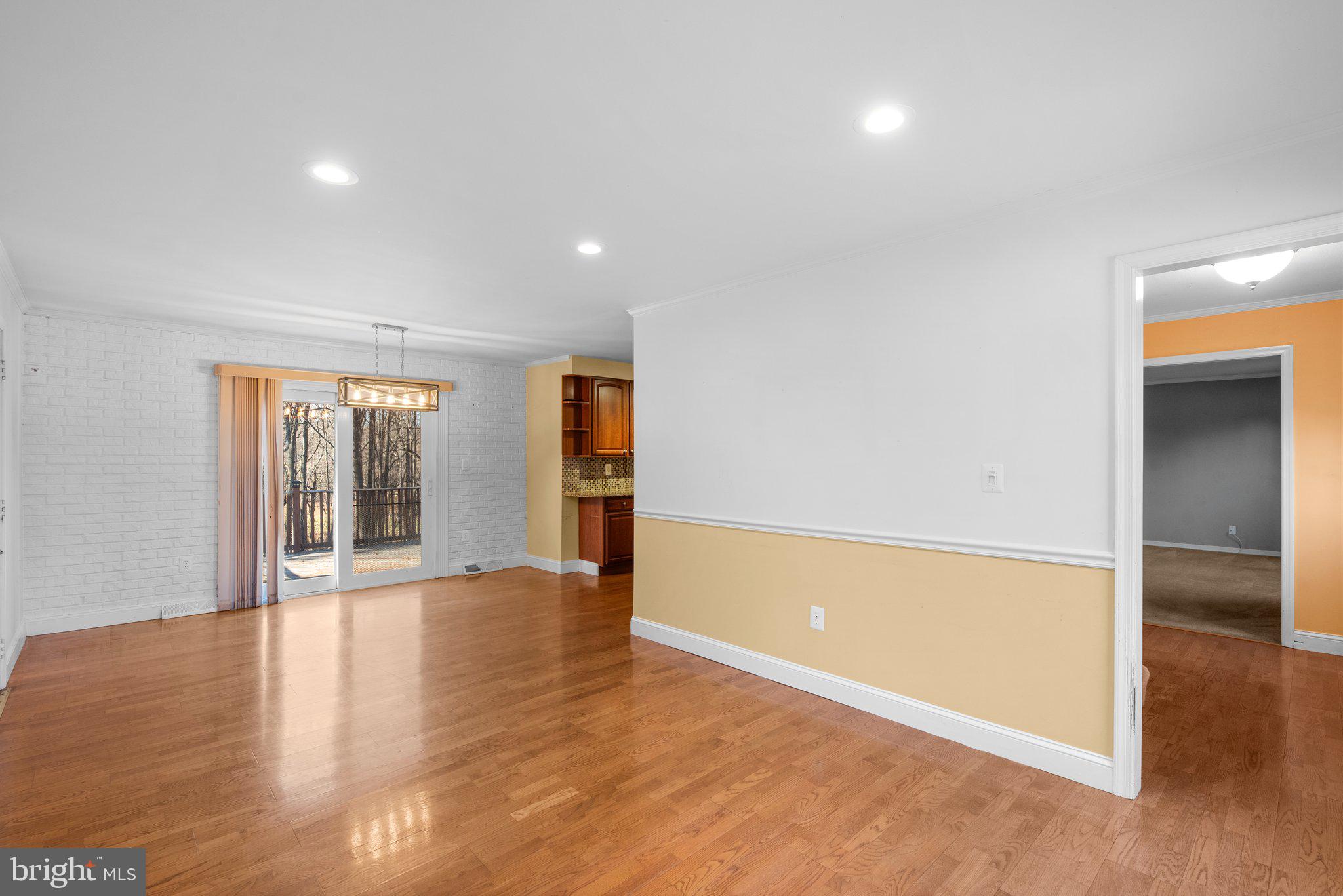 5390 View Point COURT