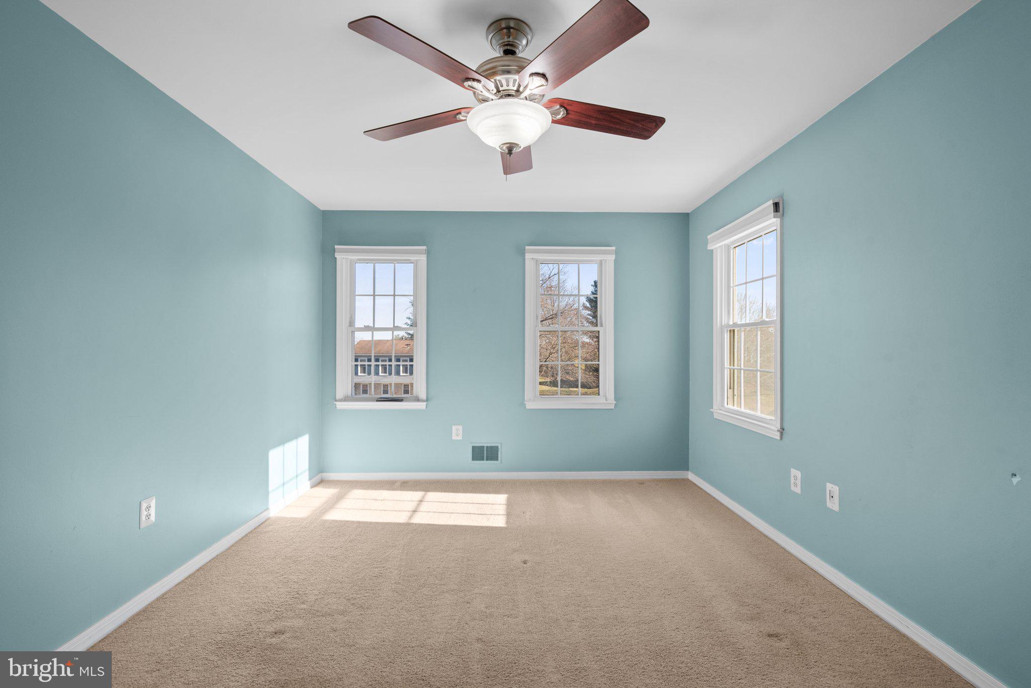 5390 View Point COURT