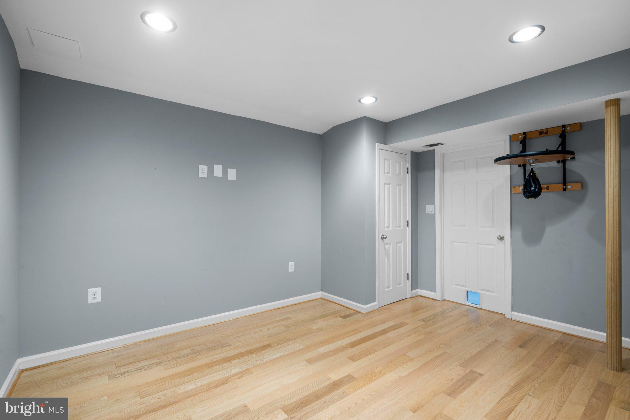 5390 View Point COURT