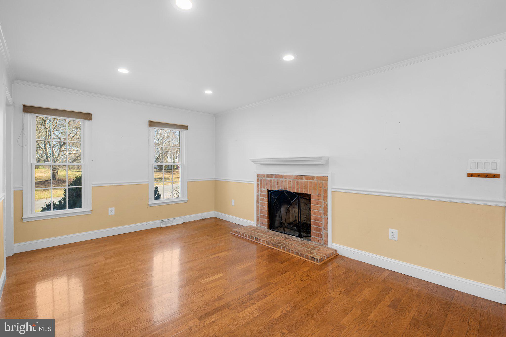 5390 View Point COURT