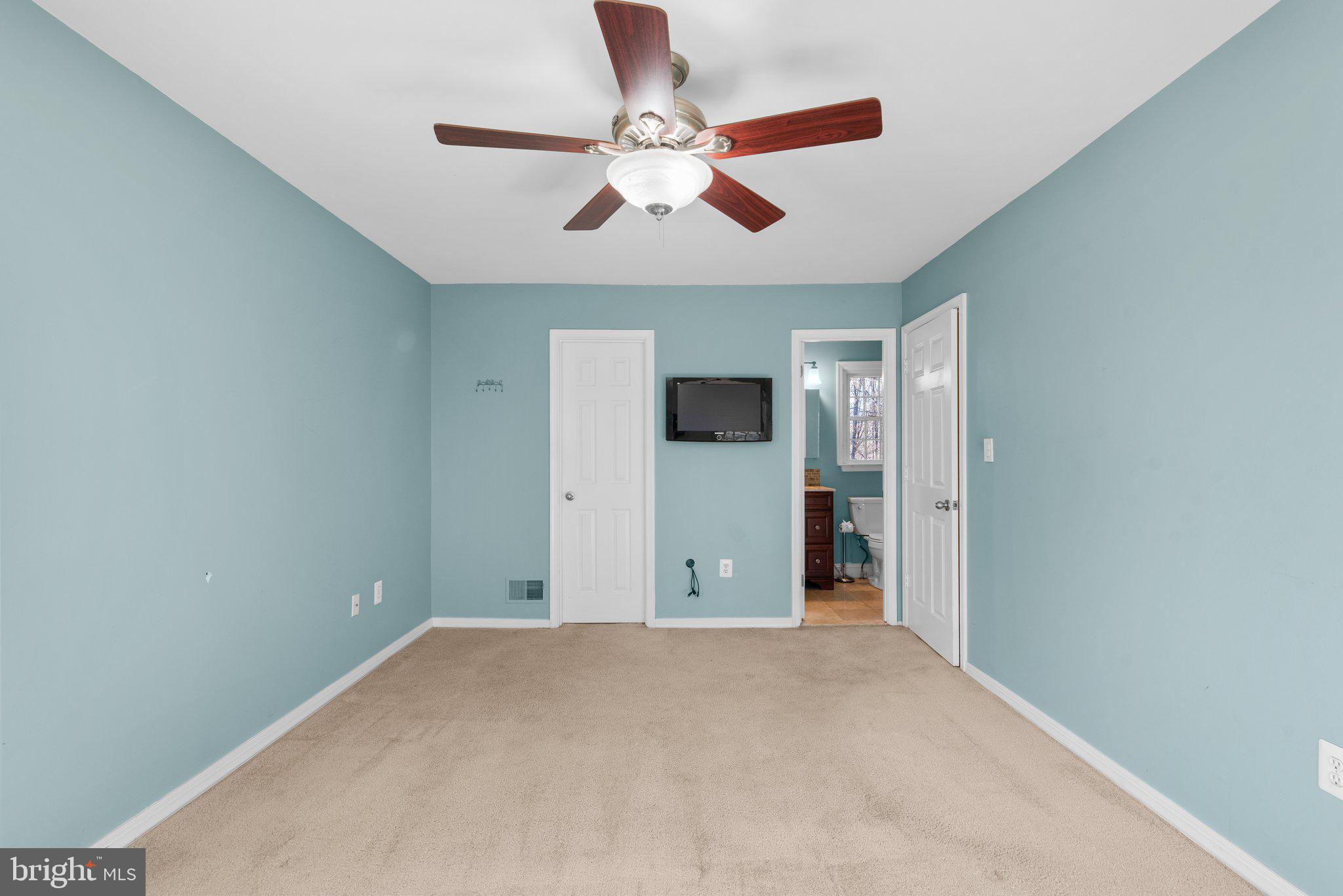 5390 View Point COURT