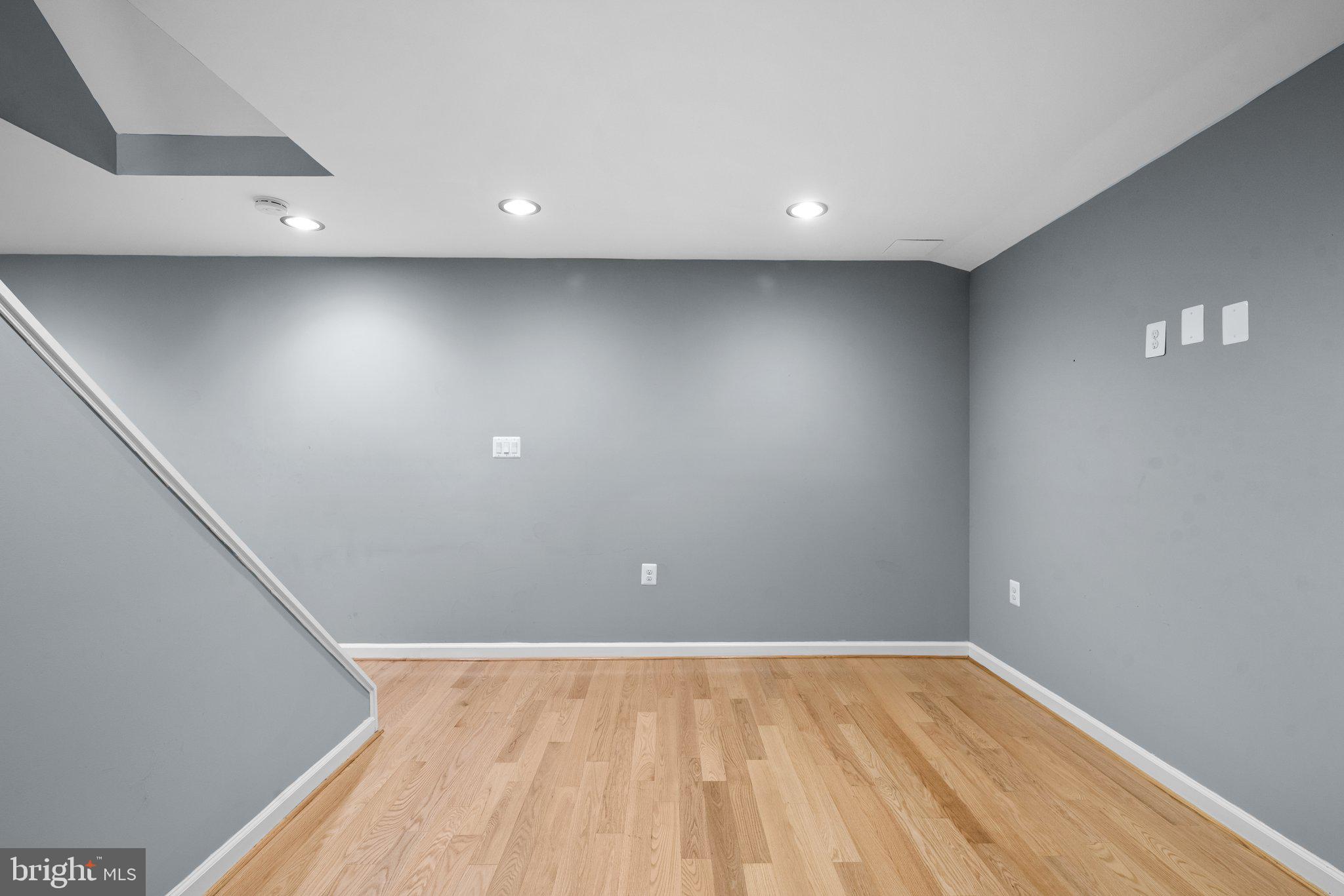 5390 View Point COURT