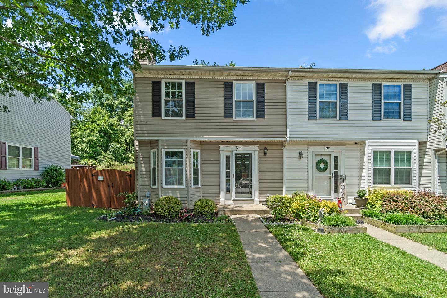 770 Medinah Cir