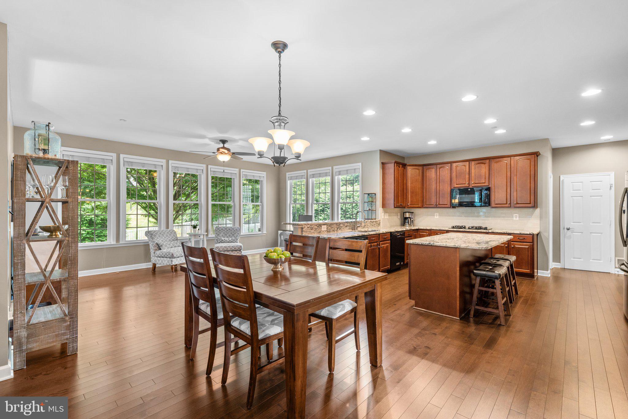 2509 Kings Forest Trl