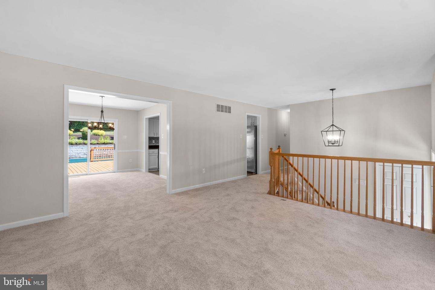 6007 Oklahoma Rd
