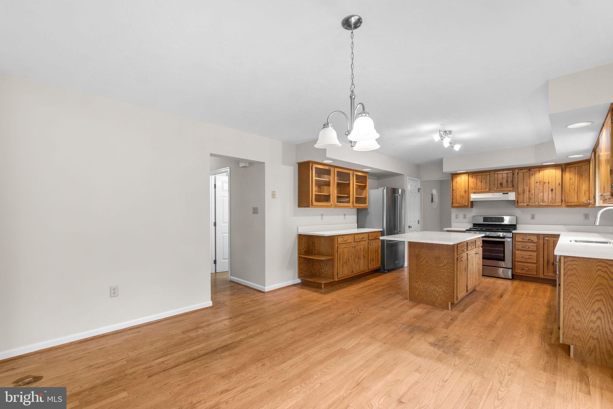 1282 Humbert Schoolhouse Rd