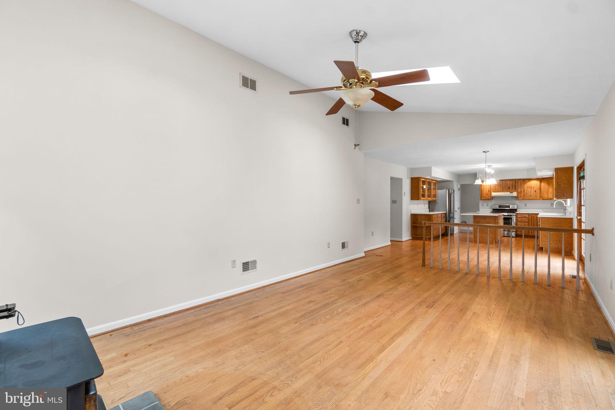 1282 Humbert Schoolhouse Rd