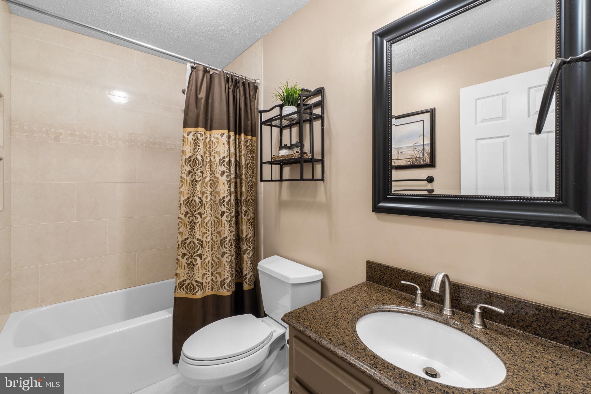 1695 King Richard Rd