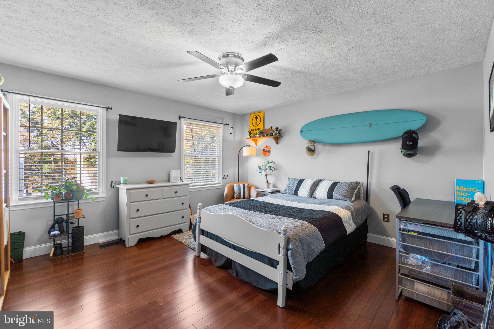 1695 King Richard Rd