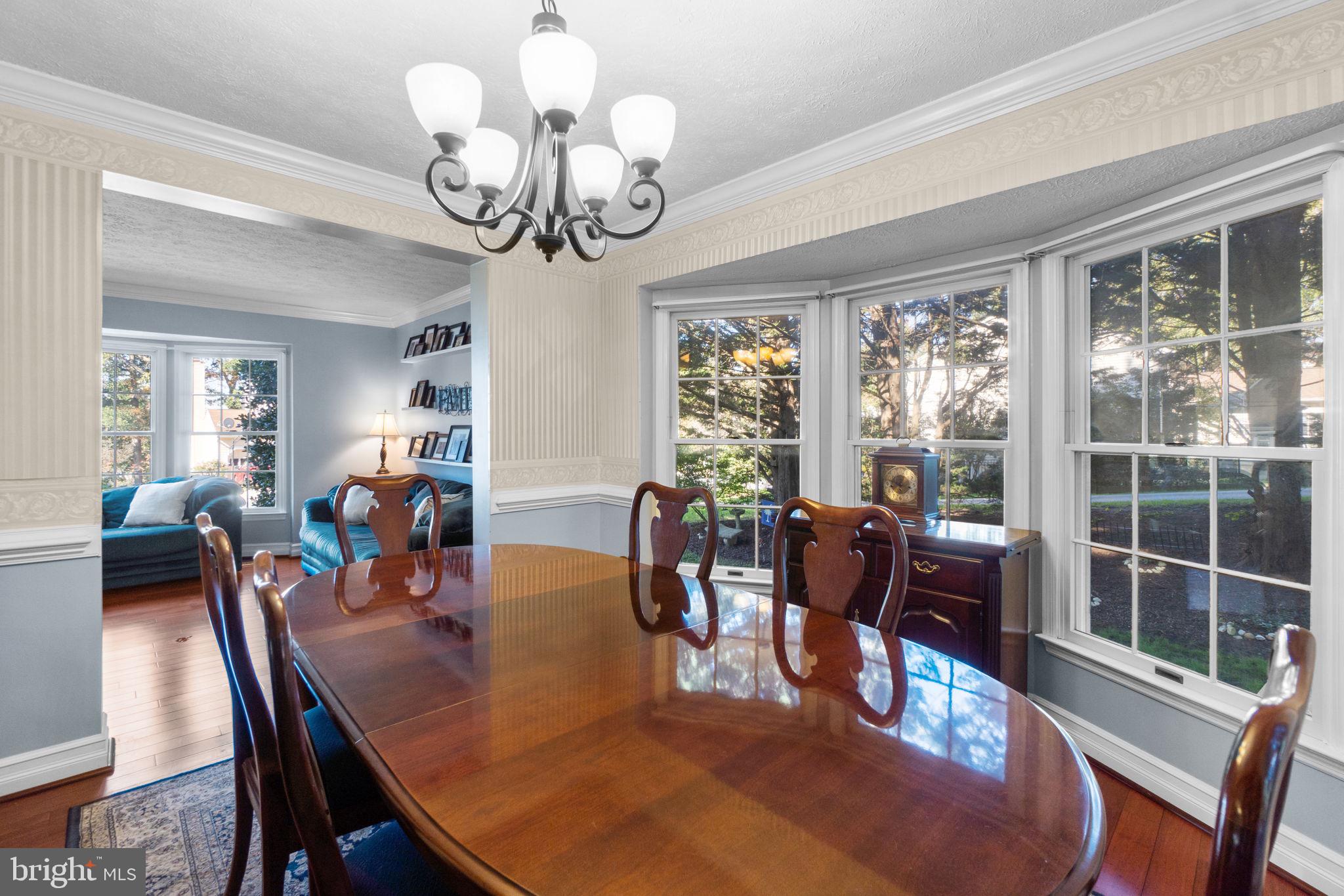 1695 King Richard Rd