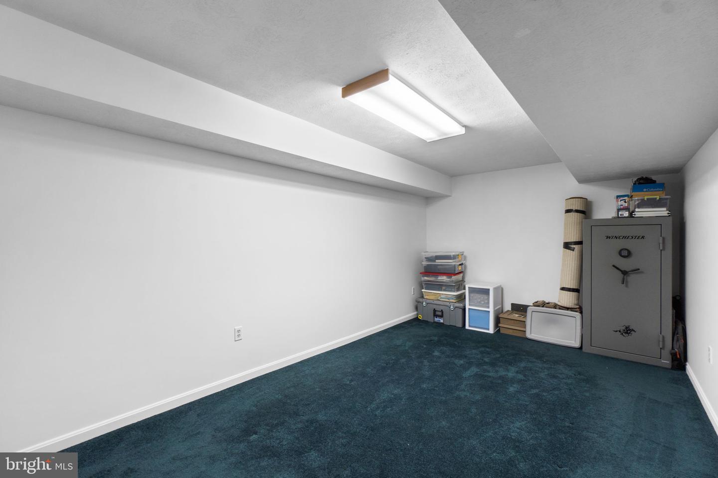 1695 King Richard Rd