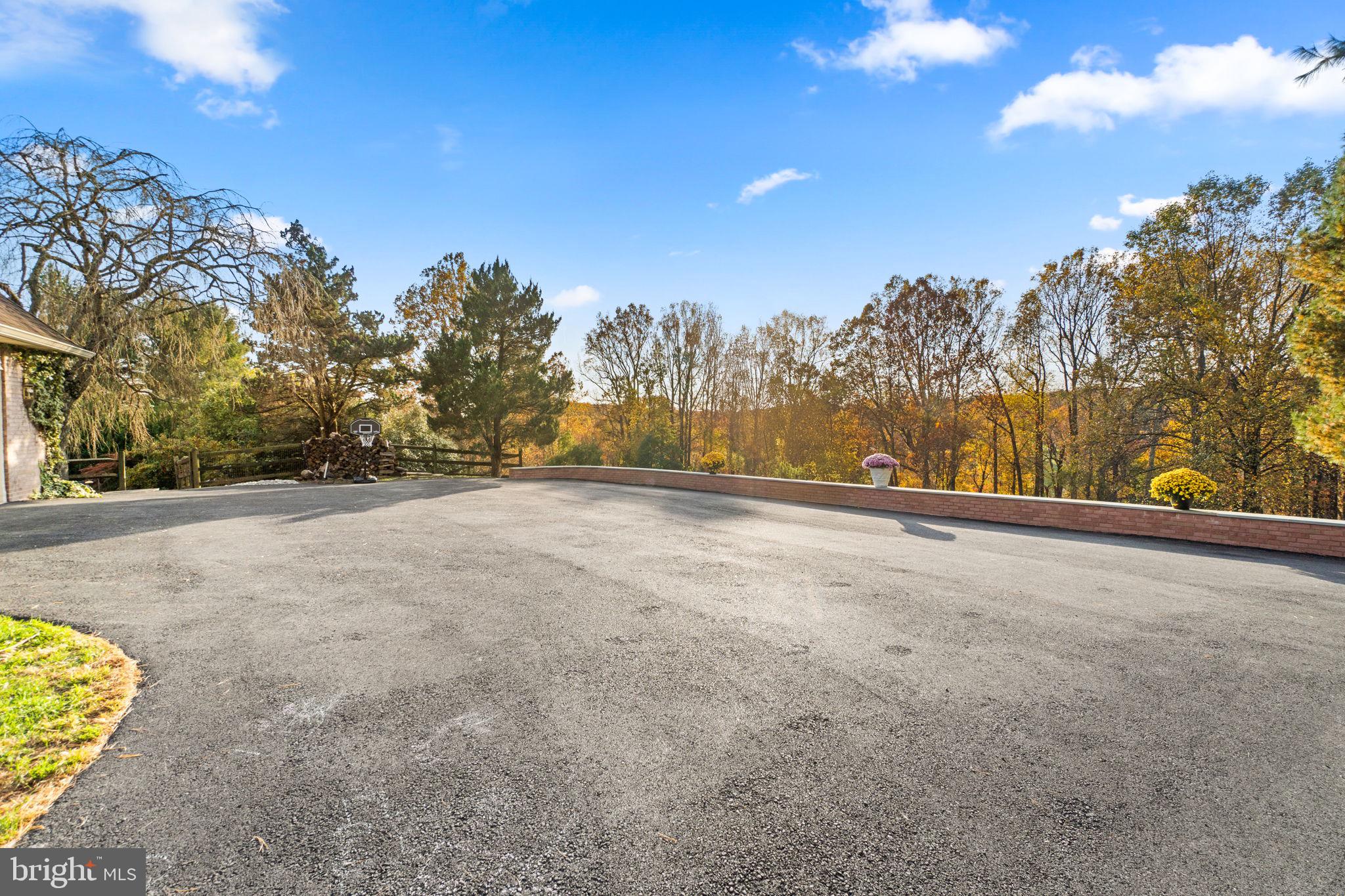 2741 Cold Saturday Dr